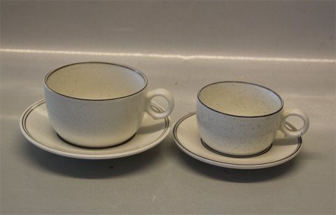 Birka - Tekop 6.5 cm & underkop 15 cm (Arabia)Stentøjstel fra Gustavberg - 
Arabia