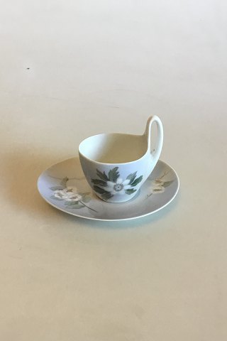 Royal Copenhagen Art Nouveau Pattern 4 High handle cup with Saucer No 74/4, 
1375/1052