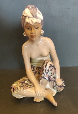 Dahl Jensen "Bali pige" 21,5 cm