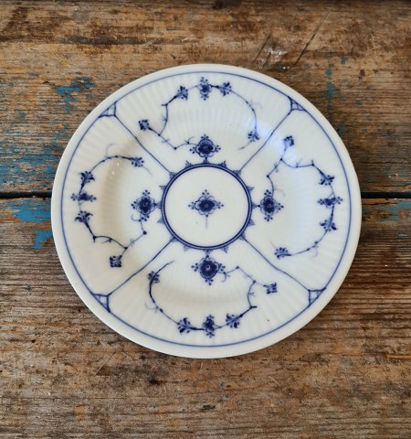 Royal Copenhagen Blue fluted plate 14.5 cm. 1850-98
