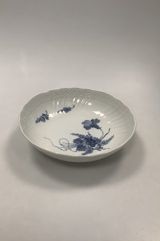 Royal Copenhagen Blue Flower Curved Round Bowl No. 1528