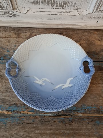 B&G Seagull without gold dish with handle no. 101