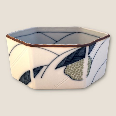 item no: 585410