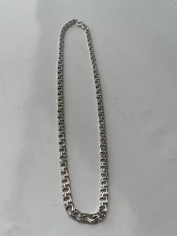 item no: 589743