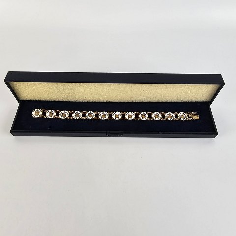 GJ armbånd
Daisy - marguerit
18,7 cm
