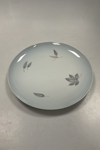 Bing and Grondahl Falling Leaves Large Dinner Plate No 25A
