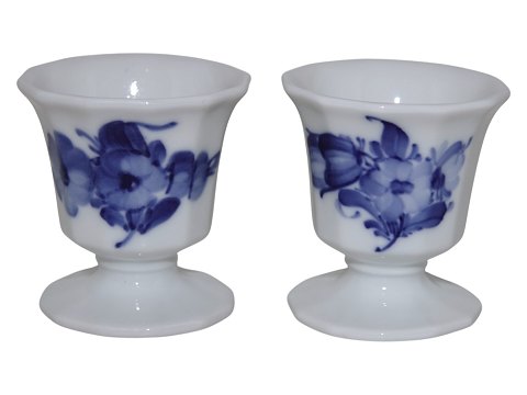 Blå Blomst Kantet
Æggebæger med bred fod fra 1898-1928