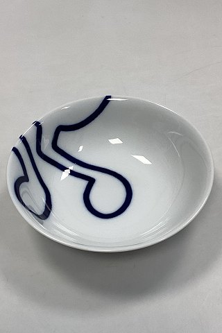 Royal Copenhagen Musica Ymerskål No. 574 B