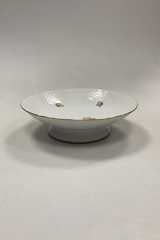 Bing and Grondahl Eranthis Cake dish on foot No. 206