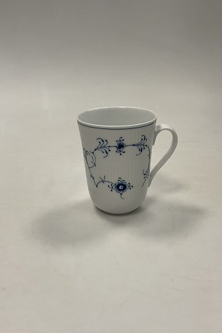 Royal Copenhagen Blue Fluted Plain Mug with handle No. 497