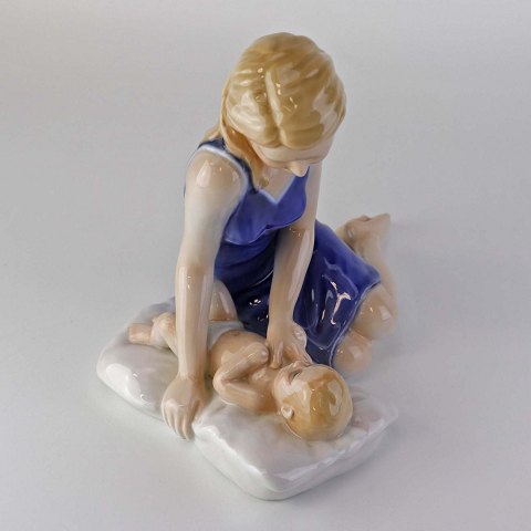 RC figur
543
Mor med baby
18 cm