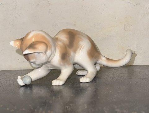 Figur af legende kat fra B&G