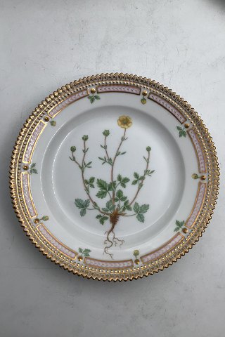 Royal Copenhagen Flora Danica Salad Plate No. 20 / 3573