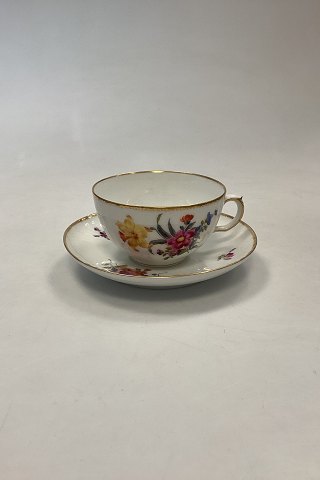 Royal Copenhagen Full Saxon Flower Large Teacup No. 1550