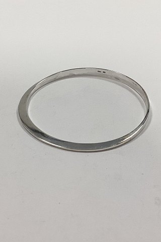 Modern Armring Bangle in Silver