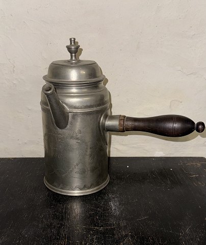 Kaffekande i tin fra 1864