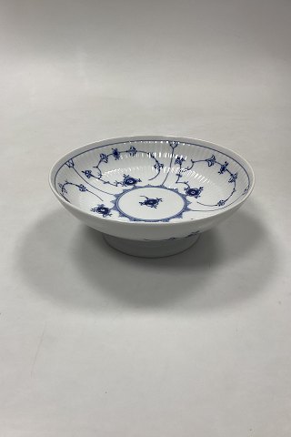 Royal Copenhagen Blue Fluted Plain bowl on low foot No. 18