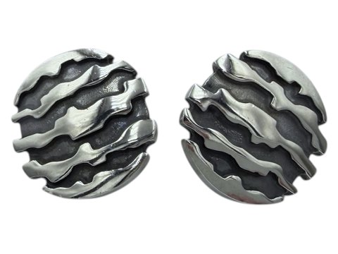 N.E. From Sølv
Store, moderne  manchetknappera ca. 1970