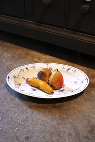 Royal Copenhagen Musselmalet Riflet ovalt fad.1/98. 1.sort. 1923-28...