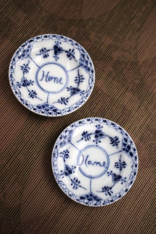 2 stk. gamle Musselmalet Halvblonde små assietter fra Royal Copenhagen fra 1942...