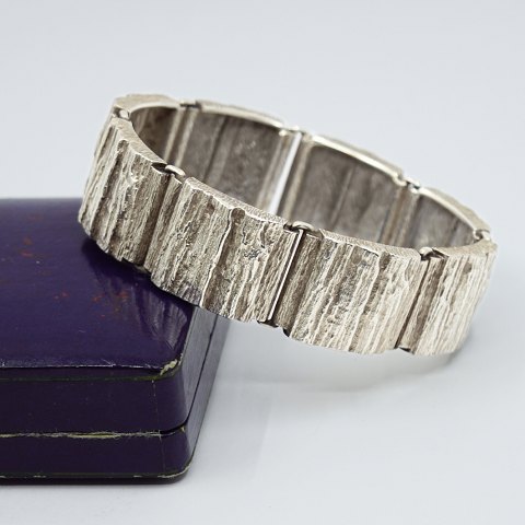 Knud V. Andersen; Silver bracelet