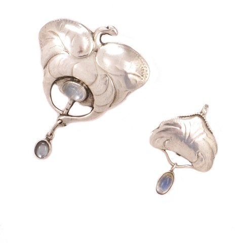 item no: 1073