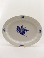 Royal Copenhagen bl blomst kantet stort fad  10/8540