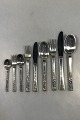 Danam Antik 
presents: 
Hans 
Hansen Arvesølv 
No. 12 w. 
decoration 
Sterling Silver 
Set for 6 
people (52pcs)