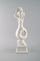 Harald Salomon for Rörstrand, stor og sjælden art deco blanc de 
chine/hvidglaseret skulptur forestillende havfrue med muslingeskal.