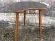 Kleiner Formica Tisch
450kr