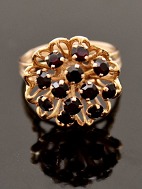 14 karat guldring strrelse 56  med granater