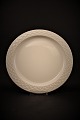 Bing & Grøndahl Hvid Cordial / Palet , middagstallerken. Dia.:24cm.
Designet af Jens Harald Quistgaard.
B&G# 325.