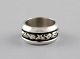 item no:
472168 item no:
472168