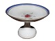 Blue Edge and 
Flowers
Cake stand
