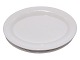 Ursula
Oval hvid frokosttallerken 28,3 cm.