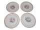 Aluminia 
Antik salattallerken med blomster og creme kant 
19,8 cm.
