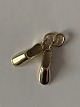 A pair of slippers / slippers Pendants / Charms in 14 carat 
Height 19.09 mm