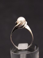 Sterling slv ring med gte perle