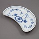 Royal 
Copenhagen, 
musselmalet 
riflet 
porcelæn; 
Halvmåne ...