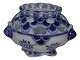 Antik K 
presents: 
Blue 
Fluted Full 
Lace
Small vase 
with three 
snails