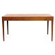 Severin Hansen skrivebord. Palisander fineret skrivebord med fire skuffer. 
Formgivet af Severin Hansen og produceret af Haslev Møbelsnedkeri. Nøgler 
medfølger. Pæn stand. H: 72cm. Plade: 75x143cm