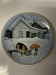 Bing & Grondahl, Santa feeding dog small plate by Harald Wiberg.