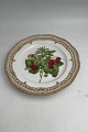 Royal Copenhagen Flora Danica Frugttallerken No 429/3554