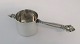 Lundin Antique präsentiert: Georg Jensen. Meter (925). Modell 662. Länge 11,5 cm.