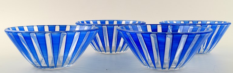 3 Glasskåle  "Strikt", Bengt Orup, Johansfors. 1950