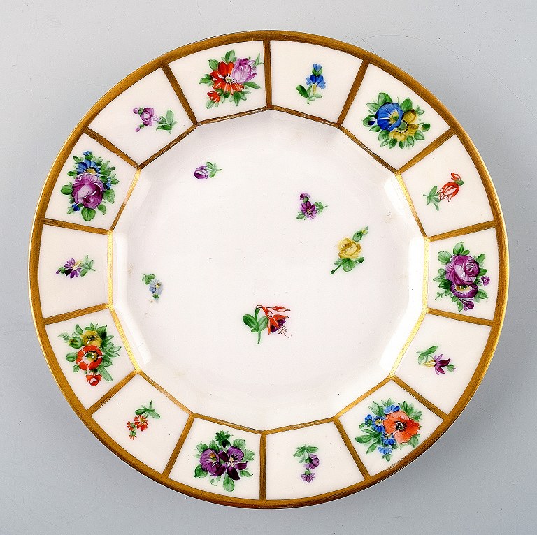 2 Royal Copenhagen Henriette. Hand painted porcelain. 
Henriette Cake plate no. 444/8553.