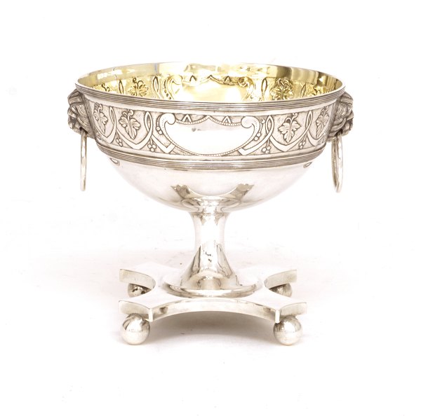 Large silver sugar bowl. Copenhagen 1817. H. 12,5cm. W: 332gr