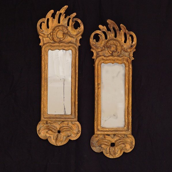 A pair of small Rococo mirrors. Denmark circa 1760. 55x19cm