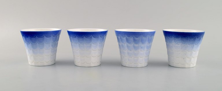 Wilhelm Kåge for Gustavsberg. Fire urtepotteskjulere i porcelæn. Svensk design, 
1960