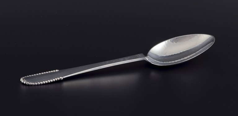 Georg Jensen ”Kugle”. 
Spiseske i sterlingsølv.